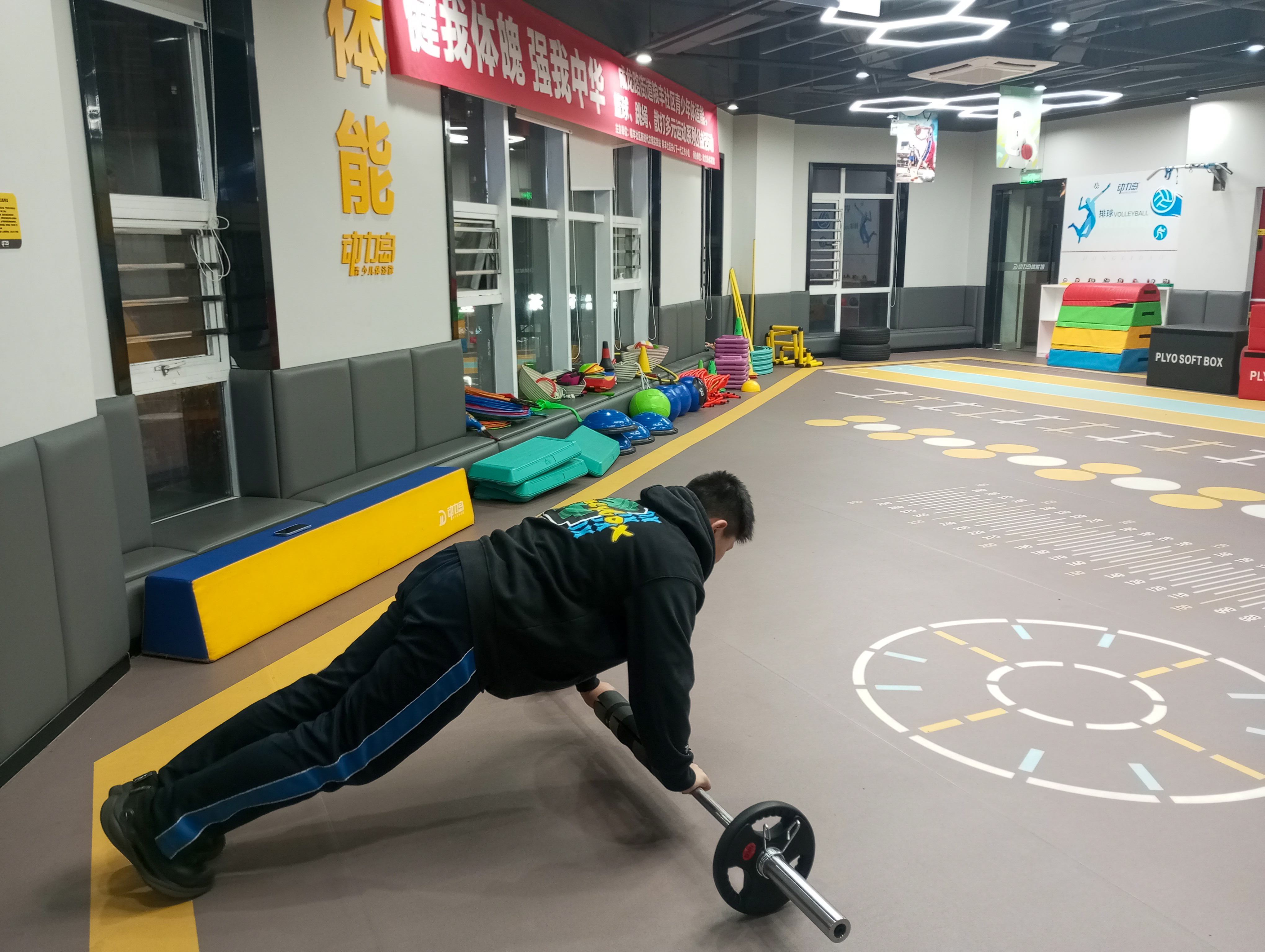 开云中国-全面升级的智能训练设施助力青少年篮球训练提速的简单介绍