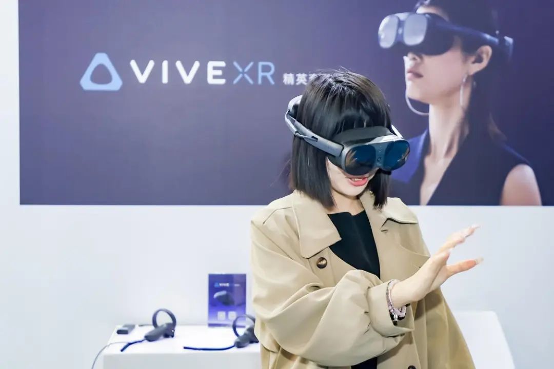 关于赛事现场直播突破传统，VR技术带来沉浸体验的信息